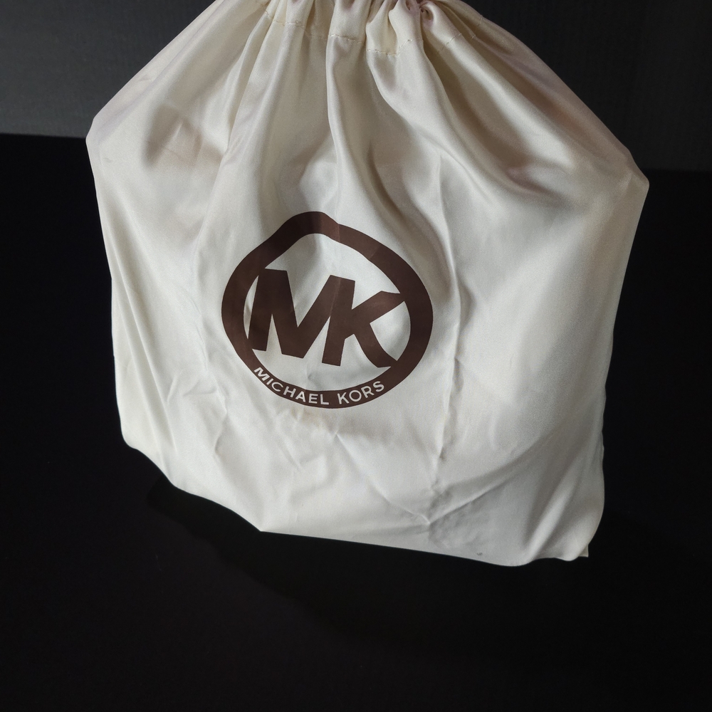 Michael Kors Black Signature Shoulder Bag - Picture 3 of 6